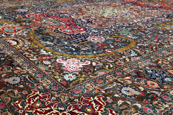 Persian Tabriz Area Rugs Circa 1880 - Transitional Design - 67125 - Image 8